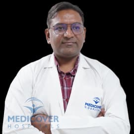 Dr Akshat Vij