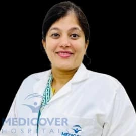  Dr Runa Acharya